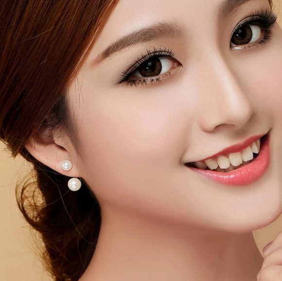 Front Back Double Pearl Studs Earrings - Picture 3 of 6